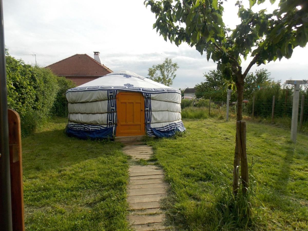 Yourte Mongole Huriel Exterior foto